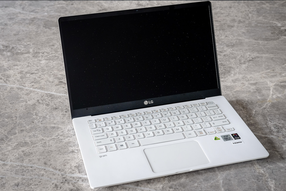 LG Gram chính thức gia nhập đội ngũ laptop di động mỏng nhẹ